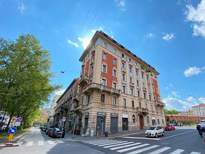 Appartamento trilocale in affitto in Via Fratelli Campi, Montenero, Milano