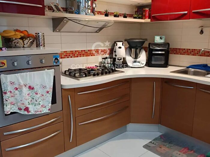 Appartamento con 5 locali in vendita in Via Sacro Cuore, Comiso