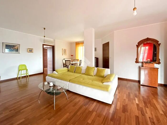 Appartamento trilocale in vendita in Via Ciancetta, San Giovanni Teatino