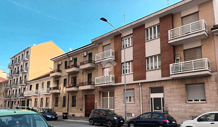 Appartamento bilocale in vendita in Via Monastir, Torino