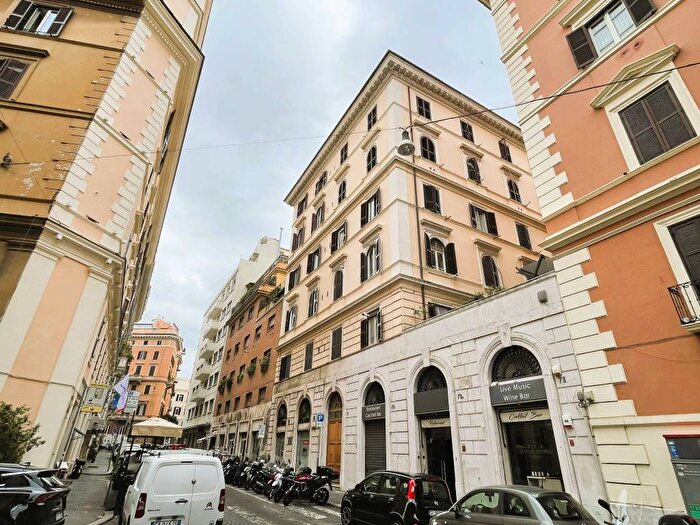 Appartamento monolocale in affitto in Via Flavia, Sallustiano, Roma