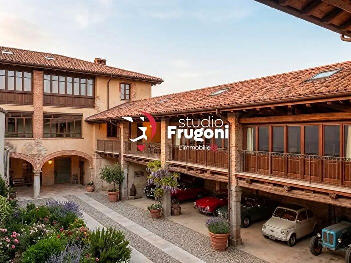 Casa con 11 locali in vendita in San Biagio, Gavardo