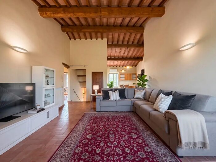 Appartamento con 5 locali in vendita in Via Orme, Montespertoli