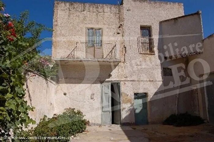 Casa bilocale in vendita in Via Nino Bixio Marsala, Marsala