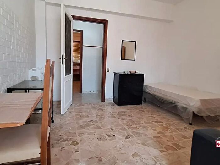 Appartamento trilocale in affitto in Via Andrea di Anfuso, Messina