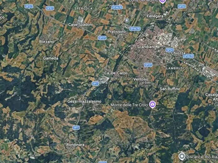 Casa con 6 locali in vendita in Via per Viano, Scandiano