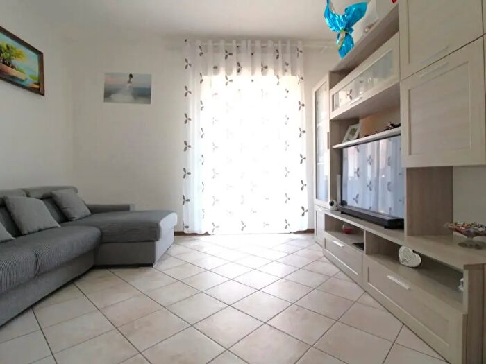 Appartamento trilocale in vendita in Viale Udine, Sassuolo