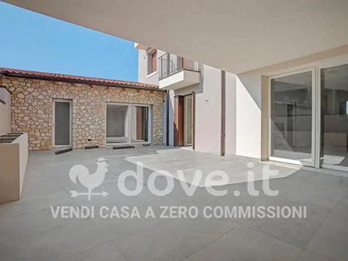 Appartamento con 5 locali in vendita in Via San Michele, Pescantina