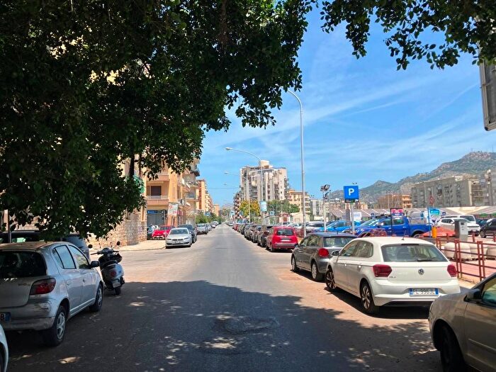 Appartamento trilocale in affitto in Via Umberto Giordano, Giotto Galilei Palagonia, Palermo