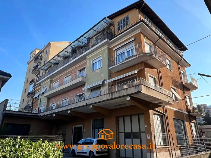Appartamento con 7 locali in vendita in Acqui Terme