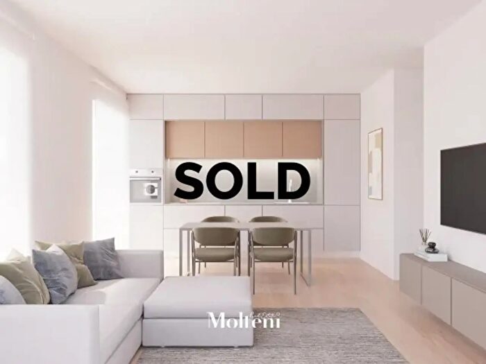 Appartamento bilocale in vendita in Via Maestri Comacini, Mandello Del Lario