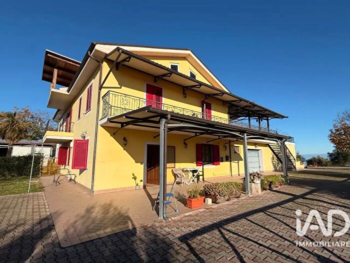 Casa con 12 locali in vendita in Localitãnbsp Via San Clemente a, Cellino Attanasio