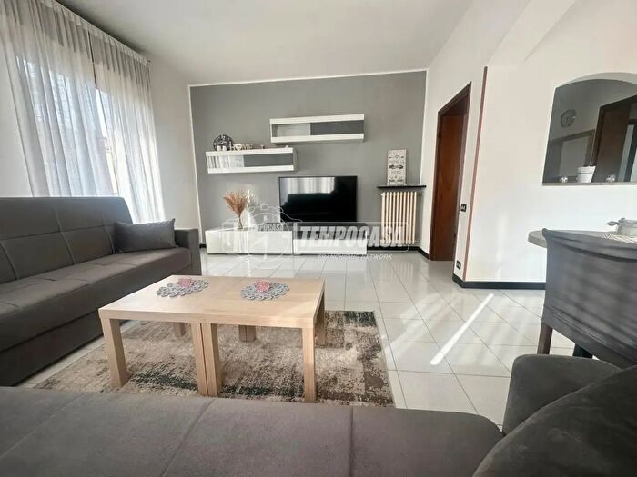 Appartamento trilocale in vendita in Via Don a Seghezzi, Treviolo