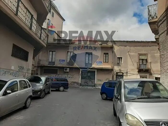 Appartamento con 5 locali in vendita in Via Vacca, Paterno