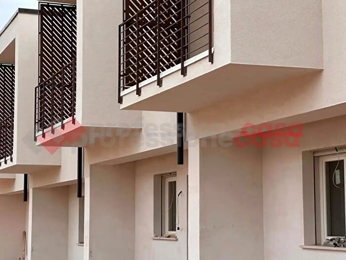 Casa con 5 locali in vendita in Via Buonarroti, Avezzano