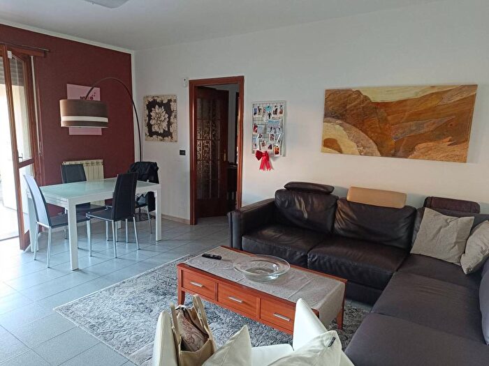 Appartamento bilocale in affitto in Via Luigi Einaudi, Centro, Orbassano