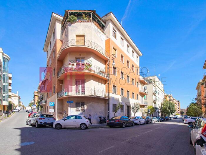 Appartamento monolocale in affitto in Via Tolmino, Trieste Coppedè, Roma