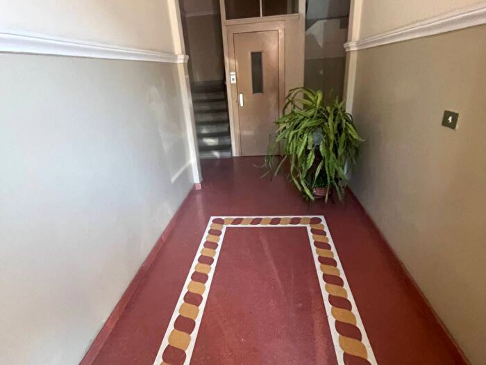 Appartamento quadrilocale in affitto in Via delle Cerbine, Le Cure, Firenze