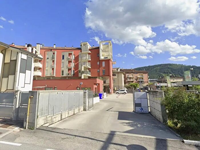 Appartamento bilocale in vendita in Strada Statale Ovest, L'Aquila