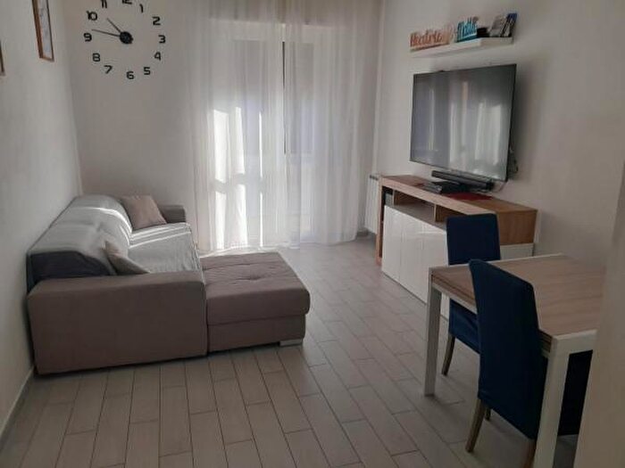 Appartamento quadrilocale in vendita in Via Giovanni Negri, Piacenza