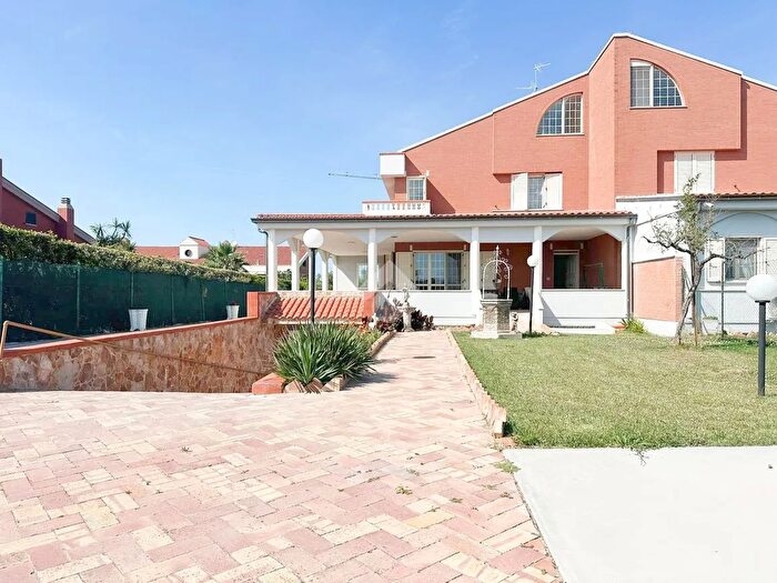 Casa con 5 locali in vendita in Via Alessandro Manzoni, Termoli