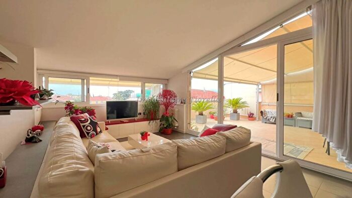 Appartamento quadrilocale in vendita in Loano