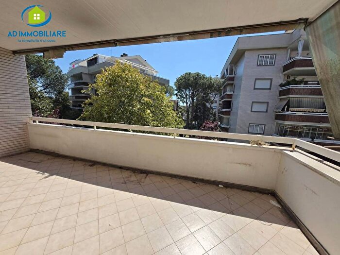 Appartamento trilocale in affitto in Via Romolo Valli, Ponte Mammolo, Roma