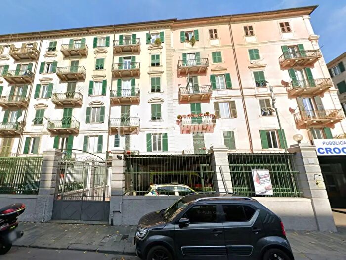 Appartamento quadrilocale in vendita in Corso Giuseppe Mazzini, Savona