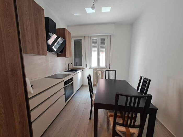Appartamento trilocale in affitto in Via Lucrezia Aguiari, Canapa, Ferrara