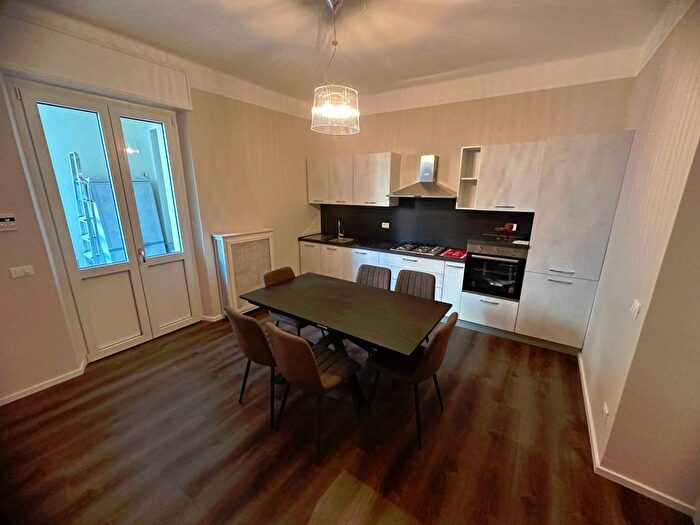 Appartamento quadrilocale in affitto in Via Trotti, Piazza della Libertà, Alessandria