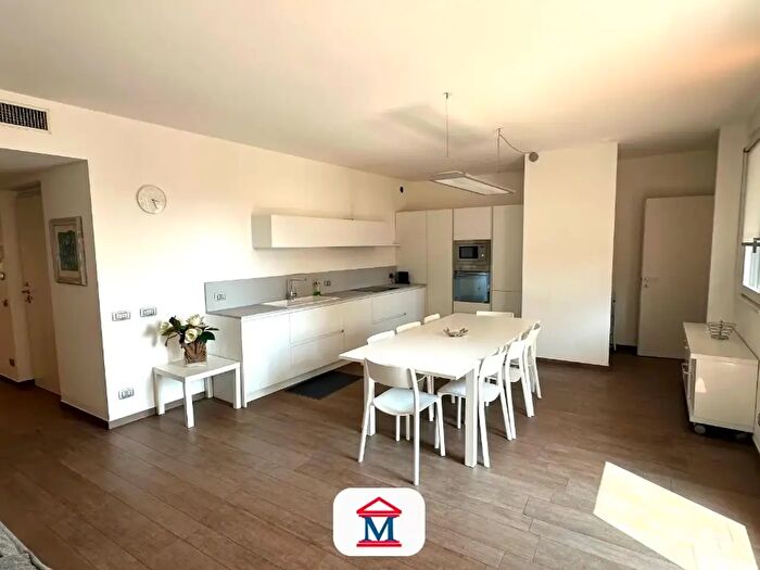 Appartamento quadrilocale in vendita in Via Quarenghi, Bergamo