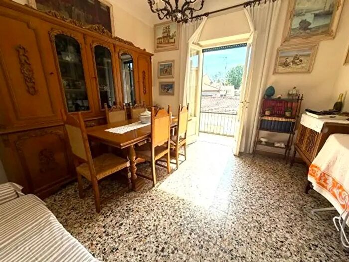 Casa con 5 locali in vendita in Via Pascoli, Viareggio
