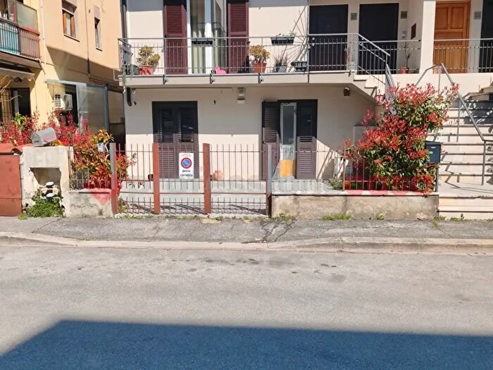 Appartamento con 5 locali in vendita in Via Boito, Campi Bisenzio