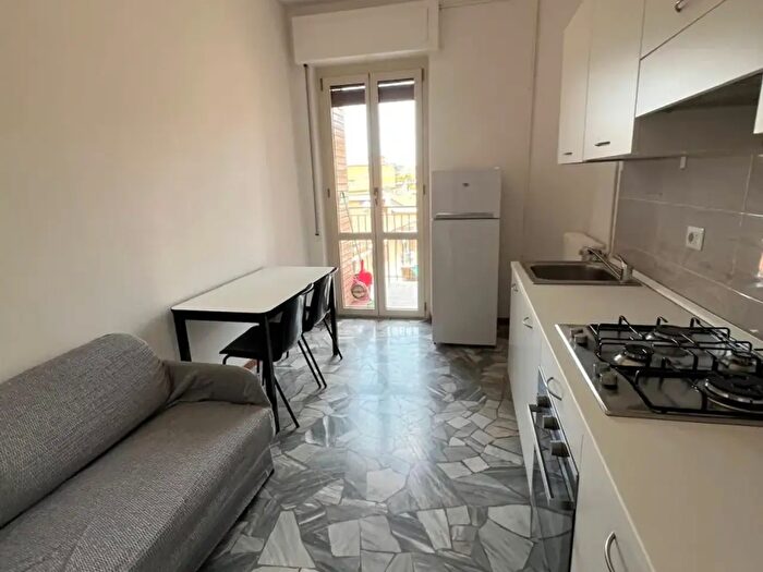 Appartamento bilocale in affitto in Via Edoardo Bassini, Milano