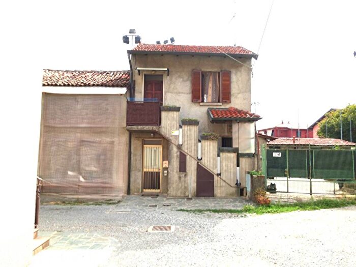 Appartamento bilocale in affitto in Centro, Cornate d'Adda