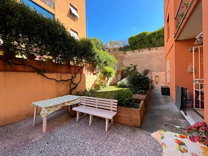 Appartamento quadrilocale in vendita in Viale Antonio Ed Edelina Devoto, Chiavari