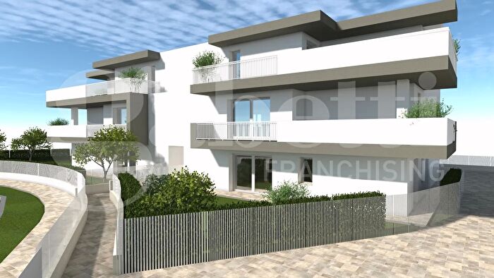 Appartamento con 5 locali in vendita in Albignasego