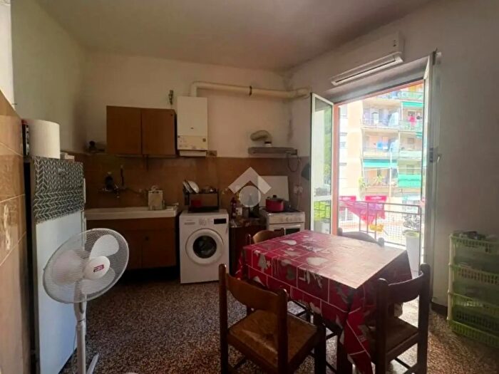 Appartamento bilocale in vendita in Via Piacenza, Genova