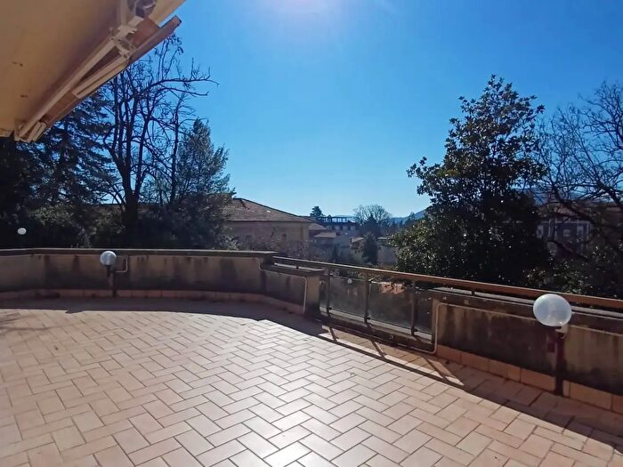 Appartamento trilocale in affitto in Via dei Villini, Fiuggi