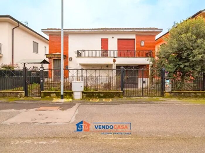Casa con 5 locali in vendita in Via Raffaello Sanzio, Racconigi