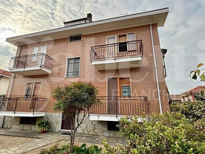 Appartamento trilocale in vendita in Via Mascagni, Rivalta Di Torino