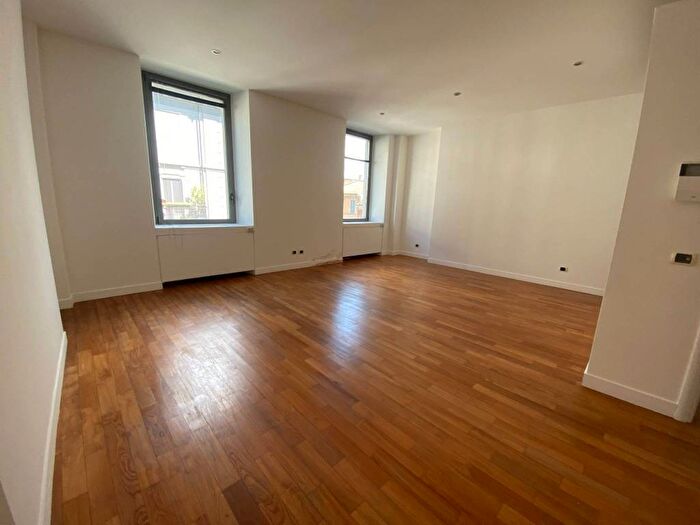 Appartamento trilocale in affitto in Via Arco, Cadorna Castello, Milano