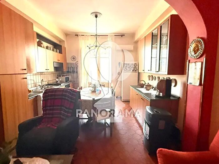 Appartamento trilocale in vendita in Balestrate