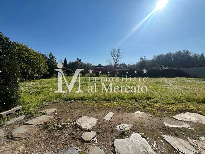 Appartamento trilocale in vendita in Massarosa