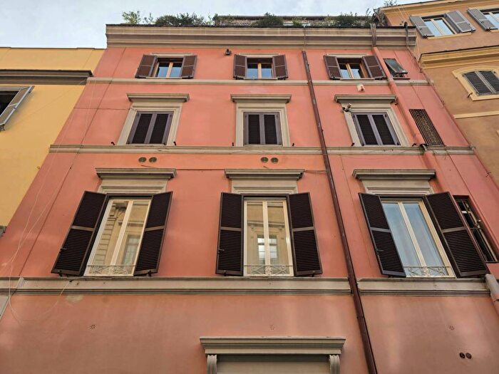 Appartamento bilocale in affitto in Via Francesco Sforza, Colle Oppio, Roma