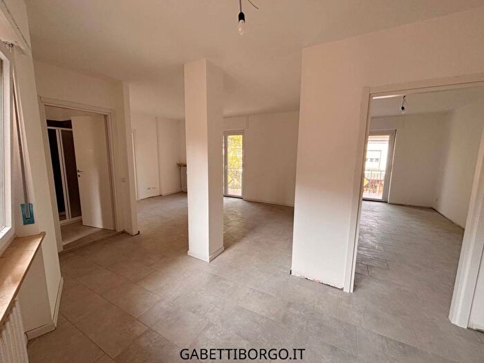 Appartamento trilocale in affitto in via vittorio veneto, Centro, Borgo San Dalmazzo