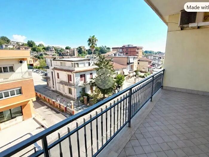 Appartamento quadrilocale in vendita in Viale Giuseppe Verdi, Frosinone