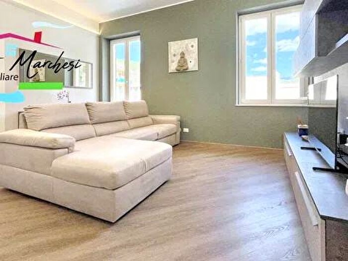 Appartamento con 6 locali in affitto in Via Biagio Assereto, Centro, Recco