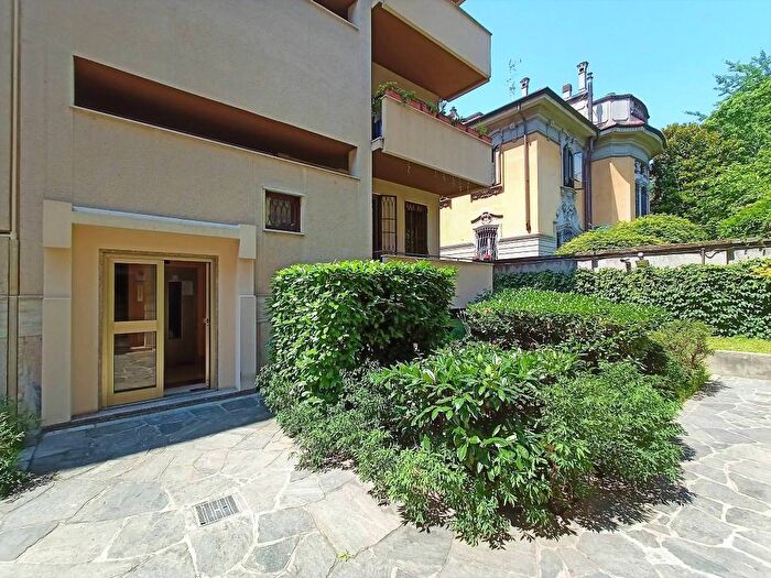 Appartamento bilocale in affitto in Via Monferrato, Washington, Milano