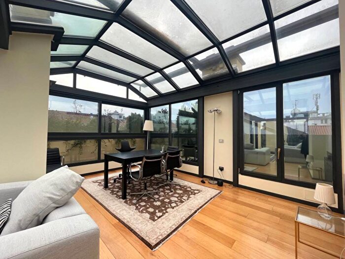 Casa con 6 locali in affitto in Via Bergamo, Montenero, Milano